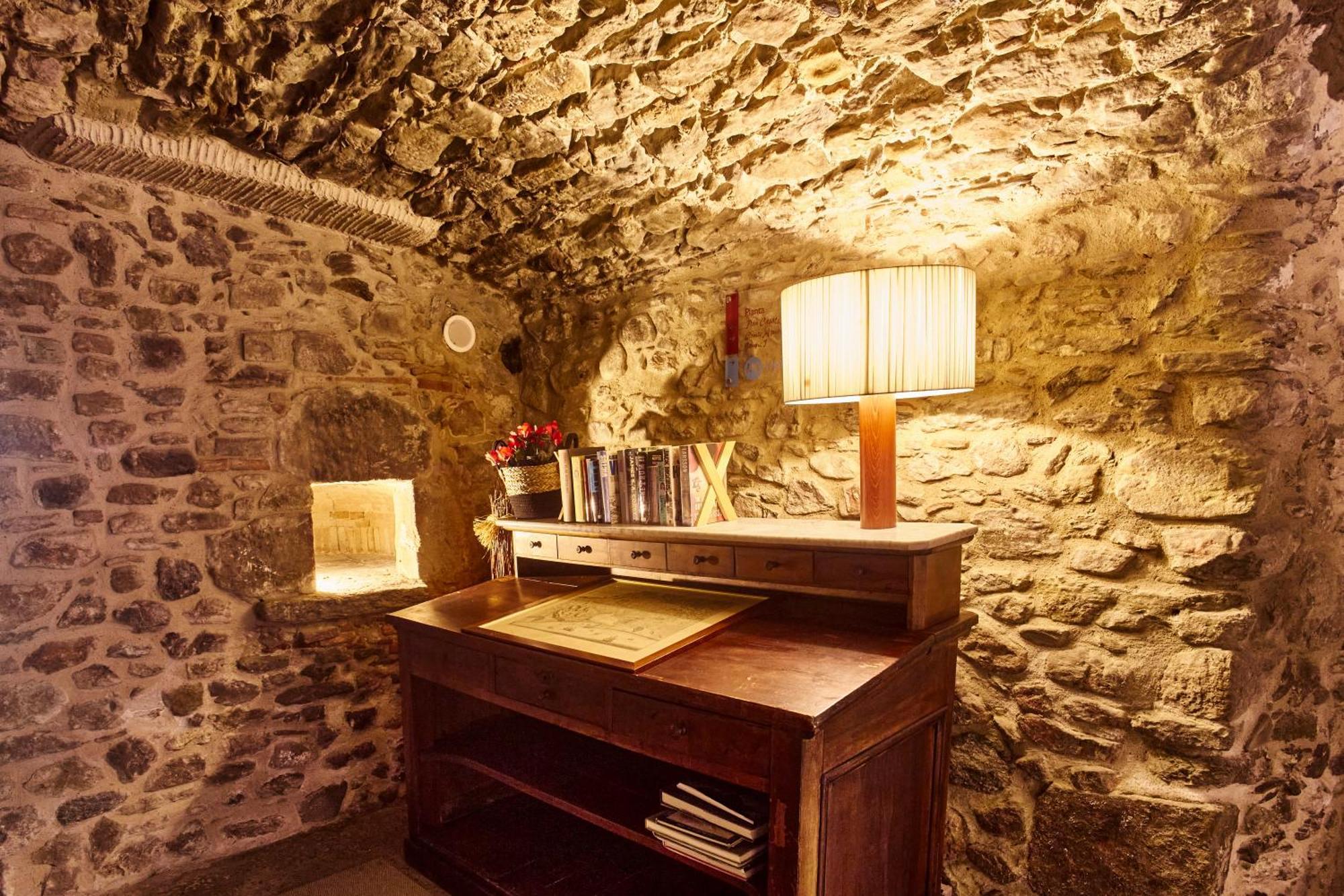 Hotel Arcs De Monells - Adults Only Exterior foto